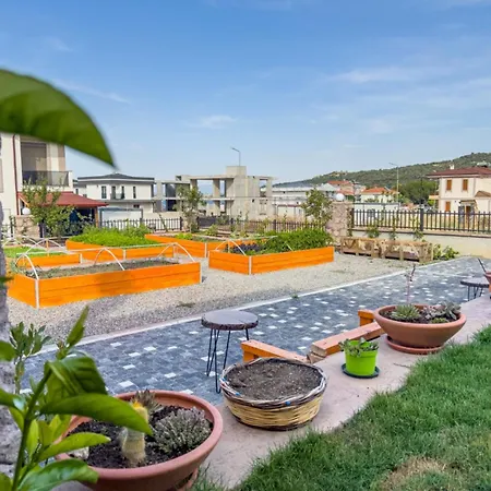 Elegant 1-br With Pool Access Near G-1 38 Apartment *